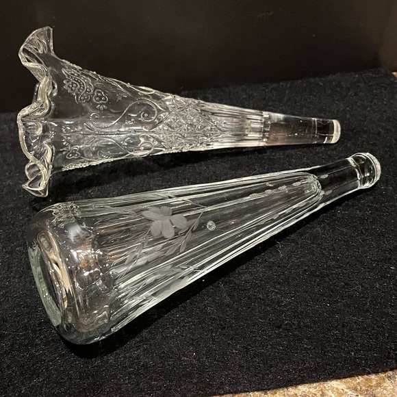 Vintage Automobile Limousine Glass Bud Vases Set of 2 - Picture 2 of 15